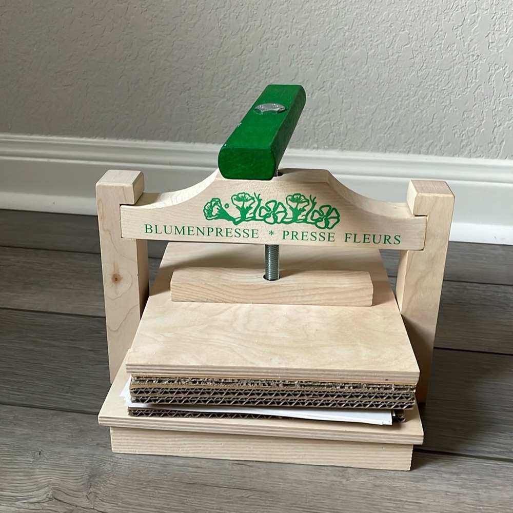 Flower press